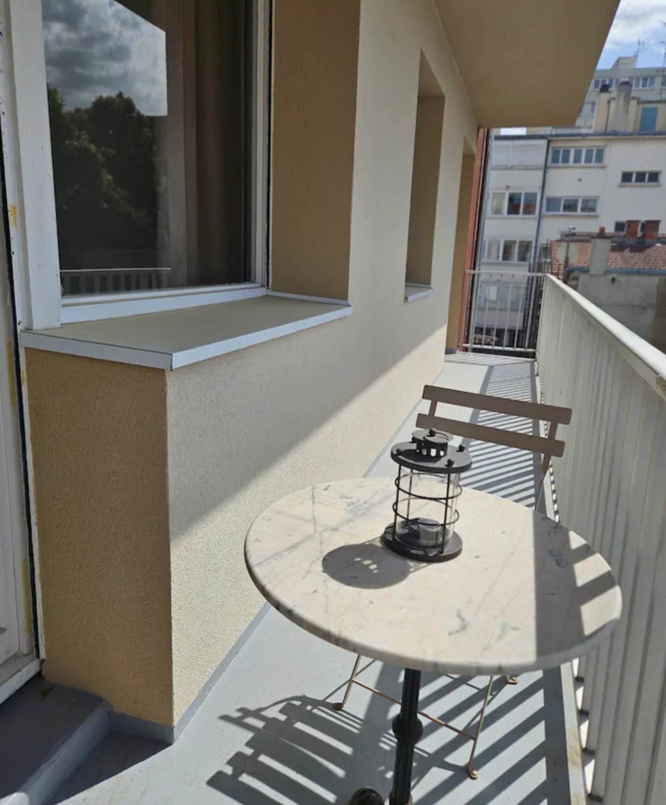 PHOTO L’ESCAPADE MESSINE BALCON.